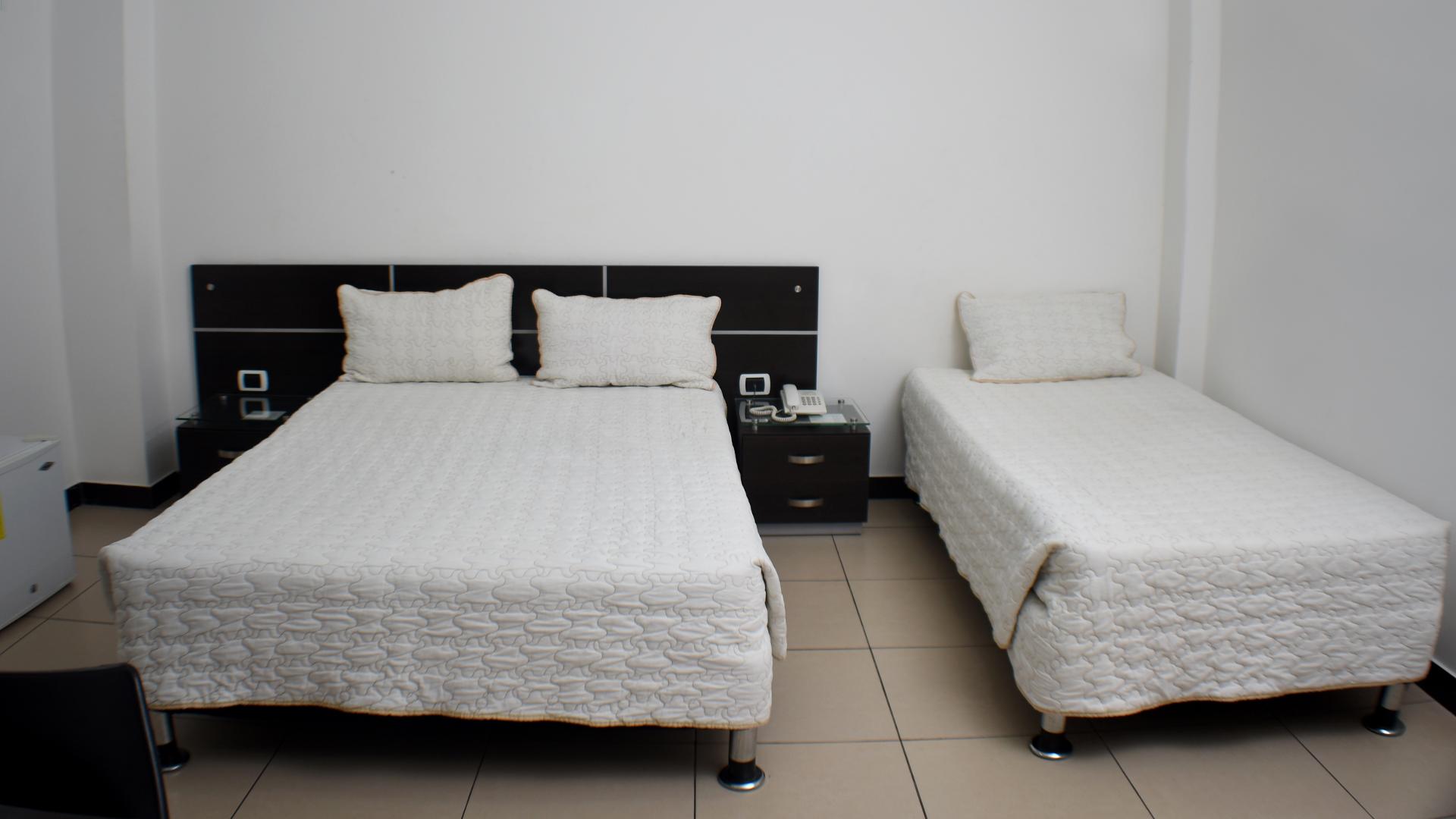 Hotel Internacional Sanbara | Habitaci&oacute;n Doble