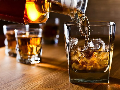 Whiskys y Aguardientes